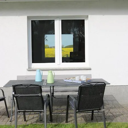 Hébergement de vacances Kleines Haus Am Feld Rehna