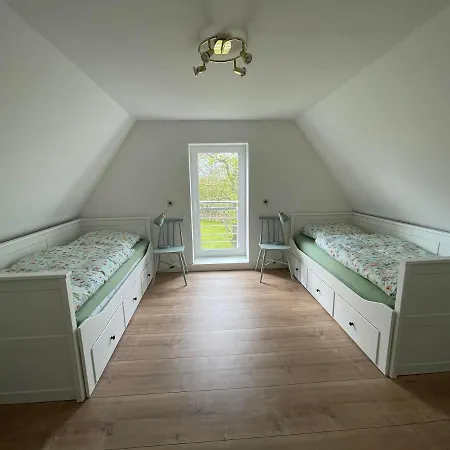 Hébergement de vacances Kleines Haus Am Feld Rehna