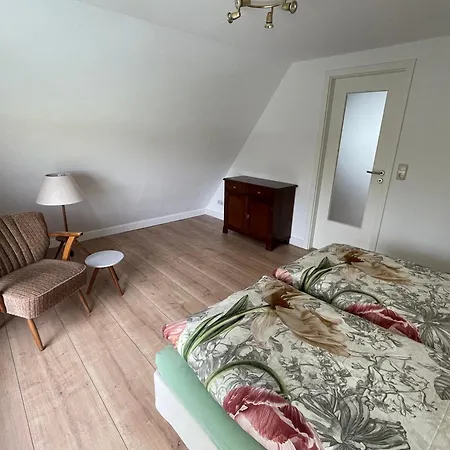Kleines Haus Am Feld Nyaraló Rehna