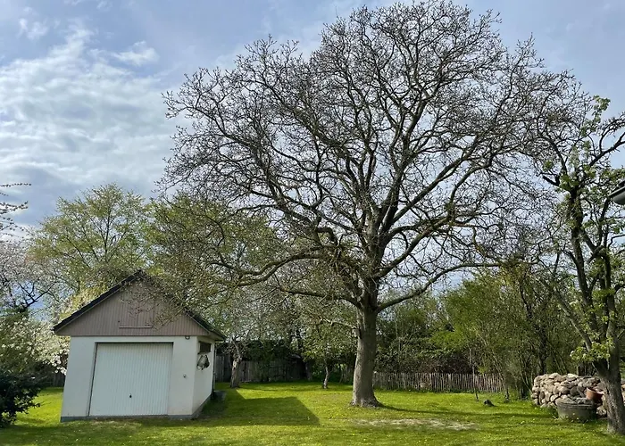 Kleines Haus Am Feld 別荘 *