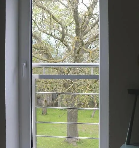 Kleines Haus Am Feld